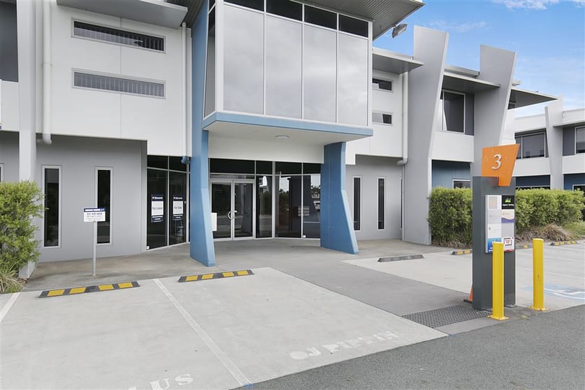 Click to view all images 2/205 Leitchs Road Brendale QLD 4500 - Image 3