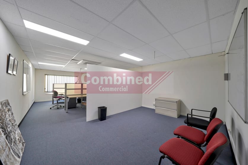 Click to view all images 18A/70 Topham Road Smeaton Grange NSW 2567 - Image 2