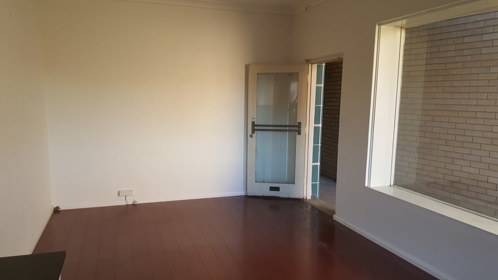Click to view all images 4/8 Old Northern Road Baulkham Hills NSW 2153 - Image 3