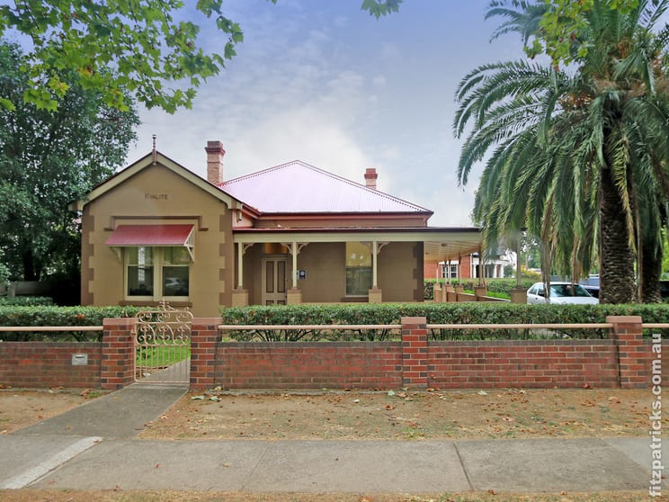 Click to view all images 49 Best Street Wagga Wagga NSW 2650 - Image 1