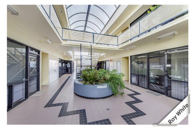 Click to view all images 11 McKay Gardens Turner ACT 2612 - Image 2