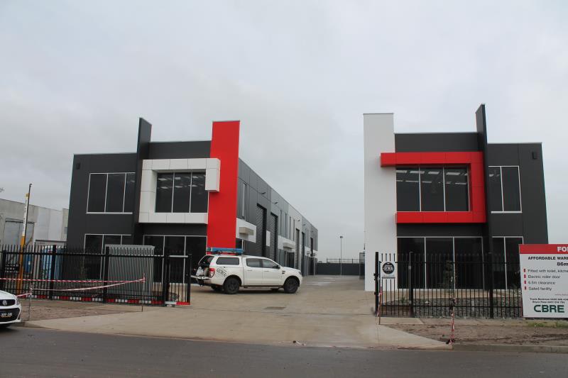 Click to view all images Unit 8/1-10 Carpenter Close Cranbourne West VIC 3977 - Image 1