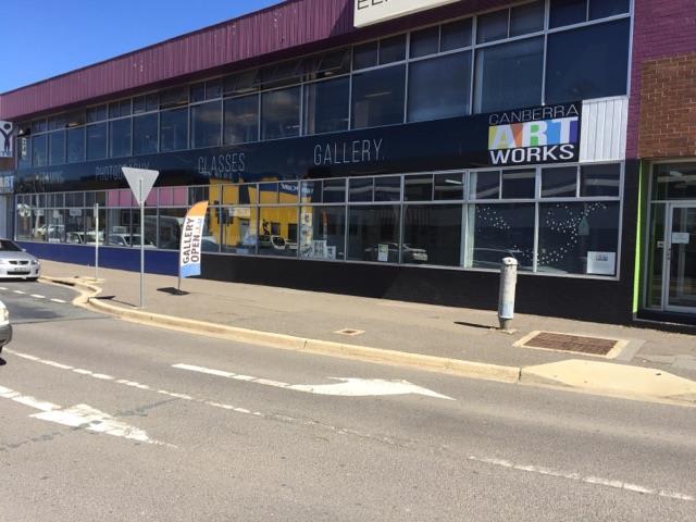 Click to view all images 2 Townshend Street Phillip ACT 2606 - Image 1