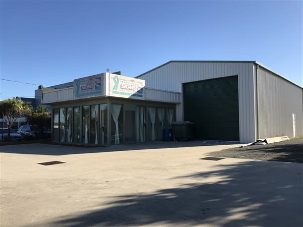 Click to view all images 28 Frankston Gardens Drive Carrum Downs VIC 3201 - Image 1