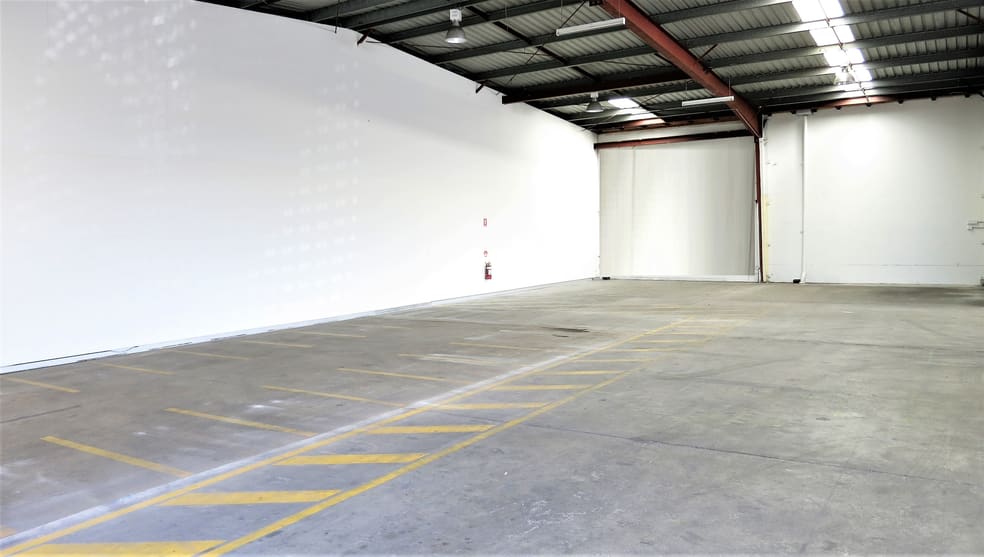 Click to view all images Geebung QLD 4034 - Image 1