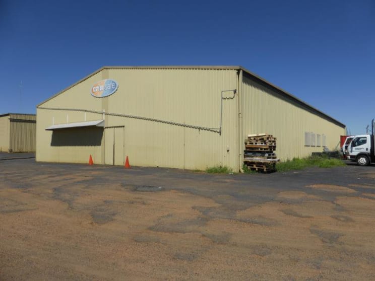 Click to view all images 3/9-11 White Street Dubbo NSW 2830 - Image 3