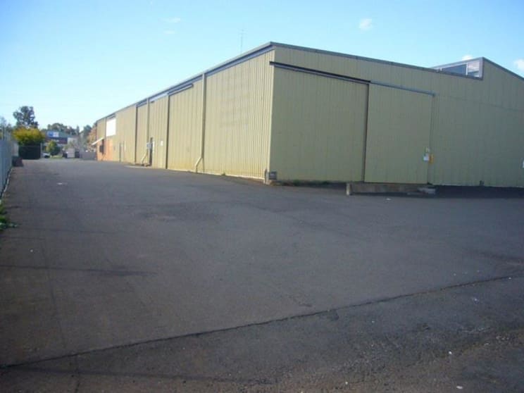 Click to view all images 2/9-11 White Street Dubbo NSW 2830 - Image 1