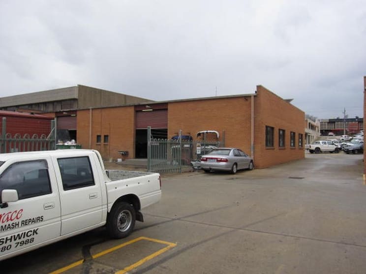 Click to view all images 10/145-147 Gladstone Street Fyshwick ACT 2609 - Image 1