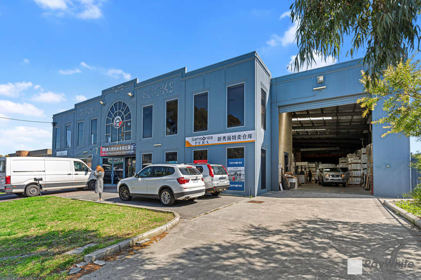 Click to view all images 7 Audsley Street Clayton South VIC 3169 - Image 1