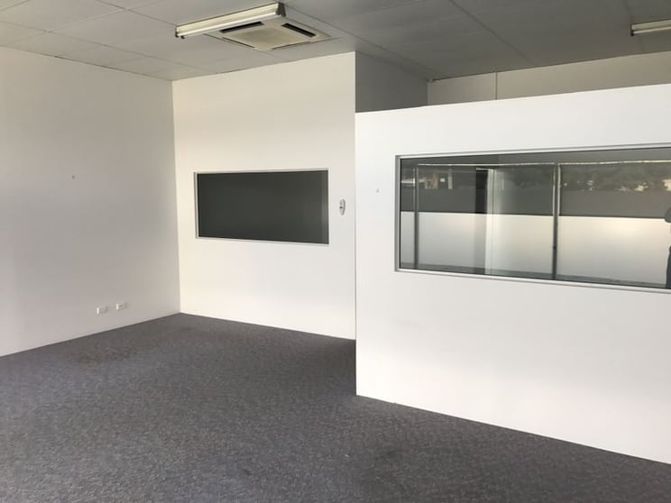 Click to view all images Unit 5/13-15 Townsville Street Fyshwick ACT 2609 - Image 2