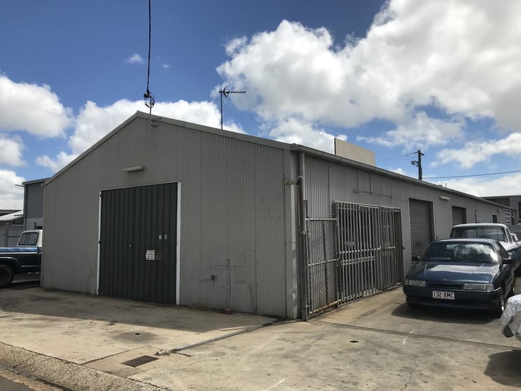 Click to view all images 3 Dexter Street Toowoomba City QLD 4350 - Image 2