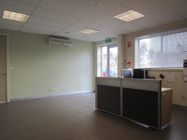 Click to view all images Unit 1/13 Olive Grove Keysborough VIC 3173 - Image 3