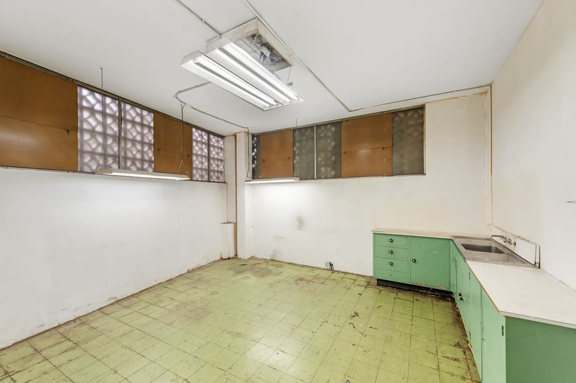Click to view all images 72-78 Addison Road Marrickville NSW 2204 - Image 2