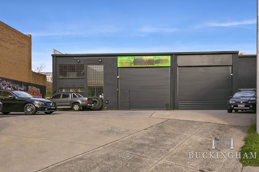 Click to view all images 10A George Court Greensborough VIC 3088 - Image 1