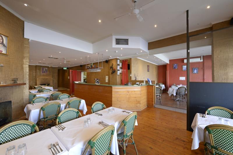 Click to view all images 922-924 Nepean Highway Hampton East VIC 3188 - Image 3