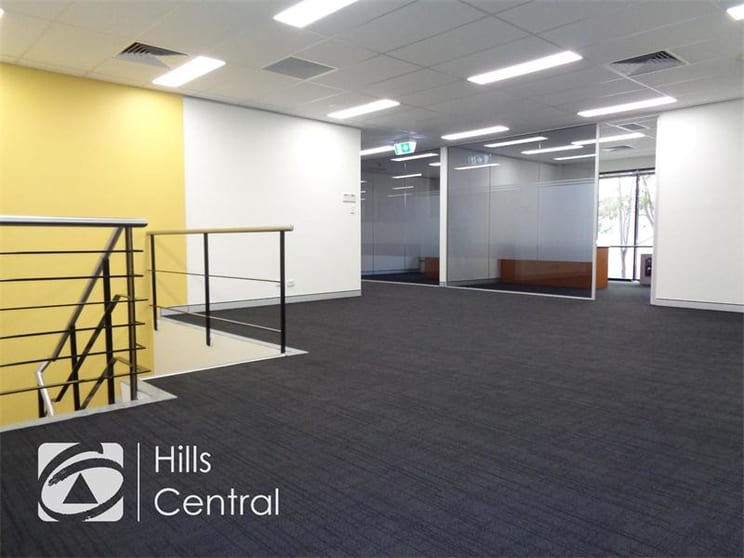 Click to view all images 31/5-7 Inglewood Place Baulkham Hills NSW 2153 - Image 3