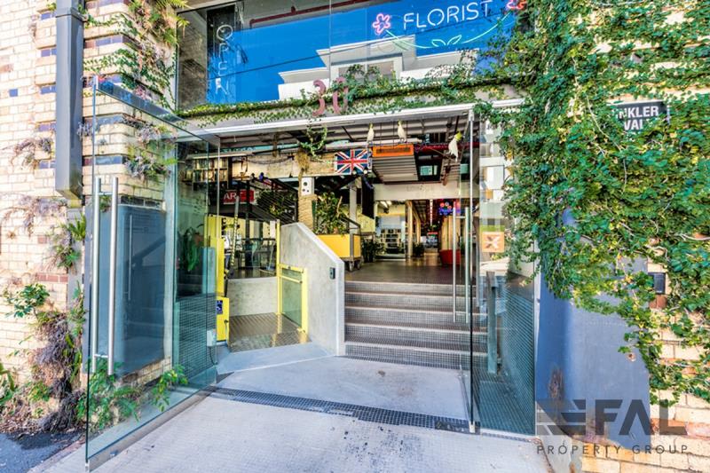 Click to view all images Suite 9C/30 Florence Street Newstead QLD 4006 - Image 1