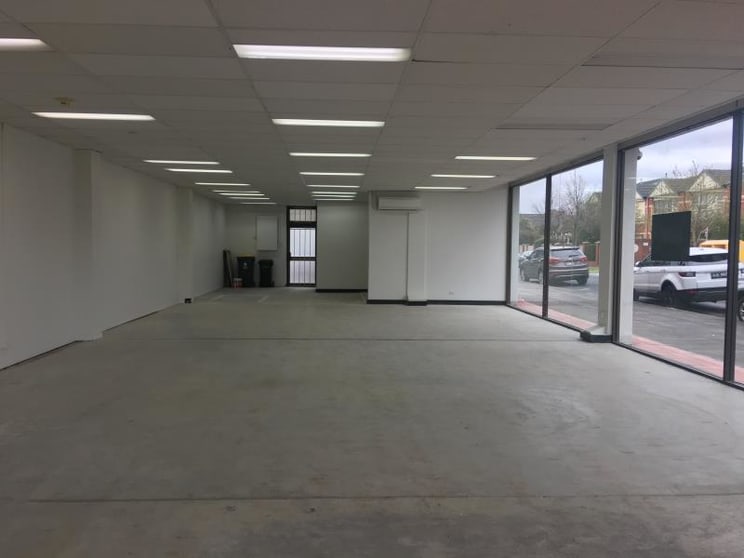 Click to view all images 535 Whitehorse Road Mitcham VIC 3132 - Image 3