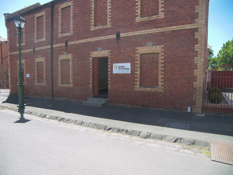 Click to view all images 2 Bushes Lane Bendigo VIC 3550 - Image 1