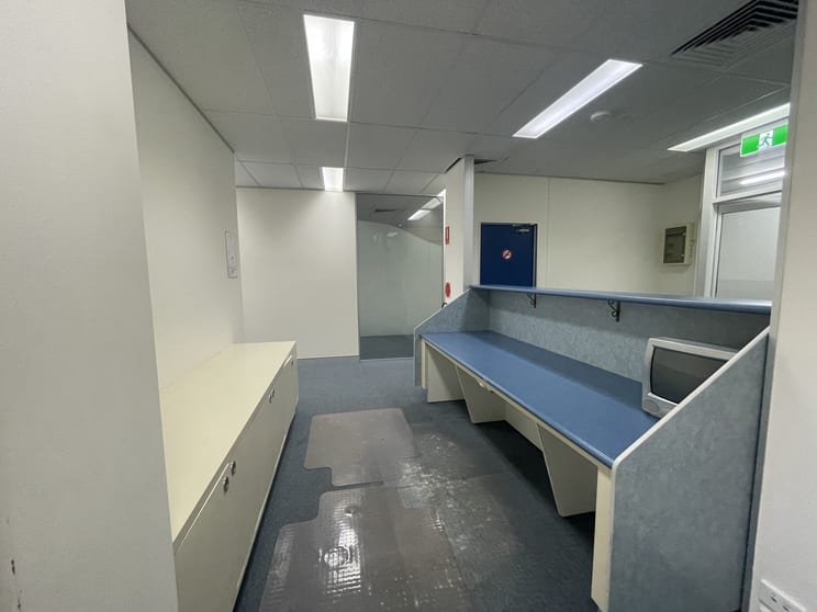 Click to view all images Suite 13-15/119 Camooweal Street Mount Isa QLD 4825 - Image 2