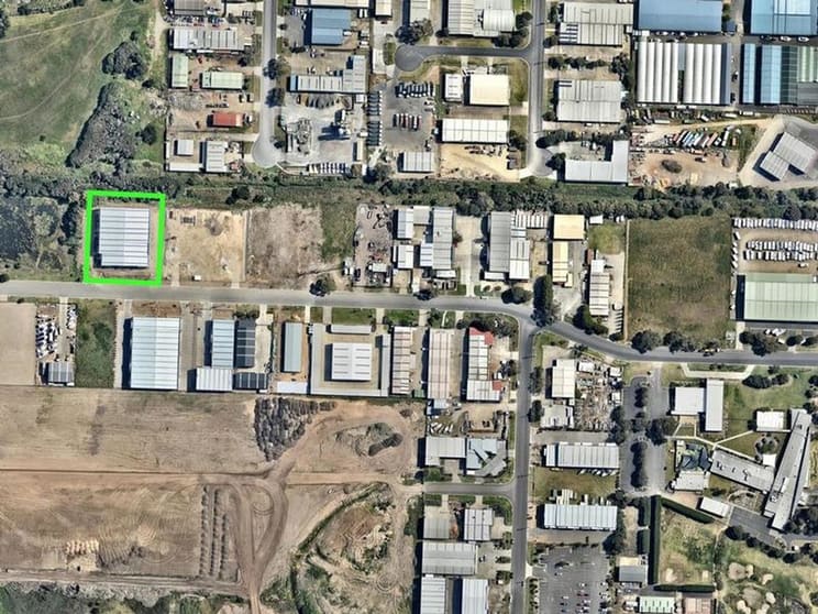 Click to view all images 3/38 Henry Wilson Drive Rosebud VIC 3939 - Image 2