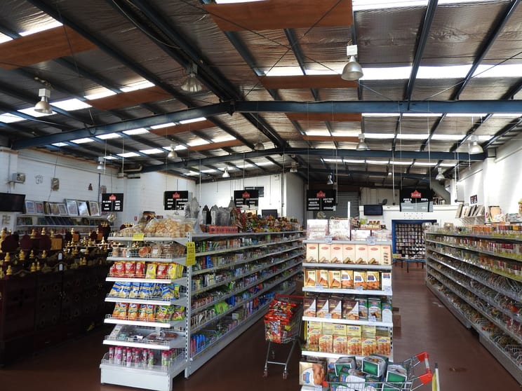 Click to view all images 128 Cheltenham Road Dandenong VIC 3175 - Image 2