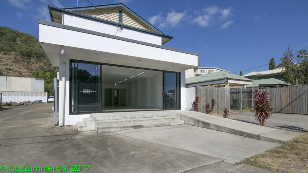 Click to view all images 11C Johnston Street Stratford QLD 4870 - Image 1