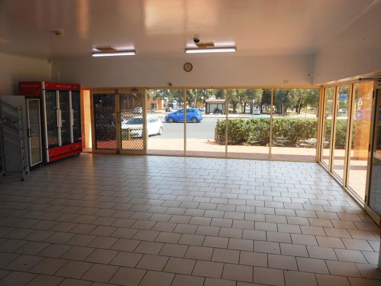 Click to view all images 18/77 Myall Street Dubbo NSW 2830 - Image 3