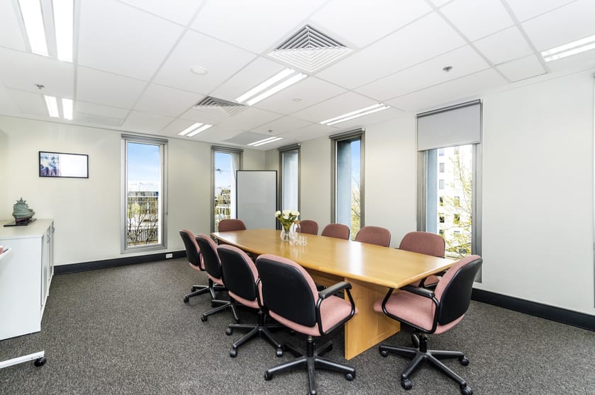 Click to view all images Level 4/10 Hobart Place City ACT 2601 - Image 2