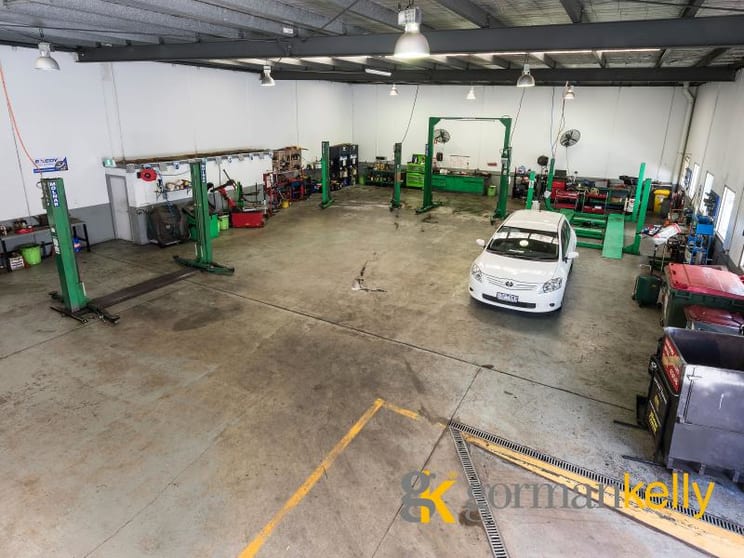 Click to view all images 617 Canterbury Road Surrey Hills VIC 3127 - Image 3