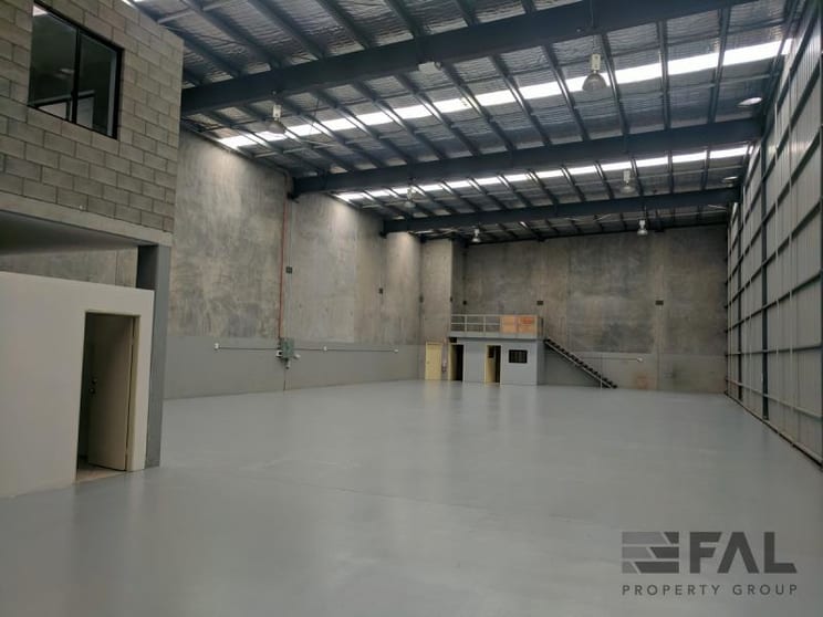 Click to view all images Rocklea QLD 4106 - Image 2