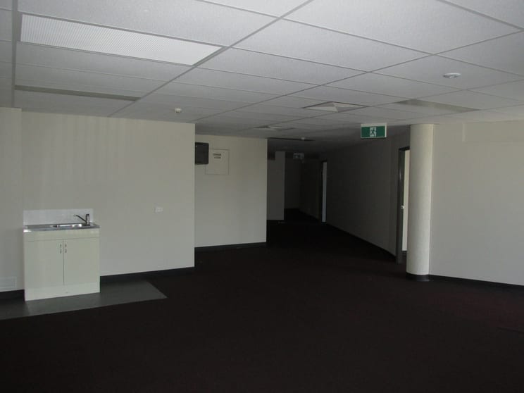 9/19-21 Torquay Road Pialba QLD 4655 - Image 2