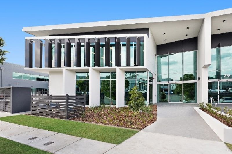 Click to view all images 33 Brandl Street Eight Mile Plains QLD 4113 - Image 1