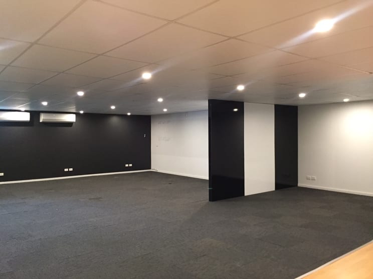 Click to view all images 1st Floor/4 Worthington Way Bomaderry NSW 2541 - Image 2