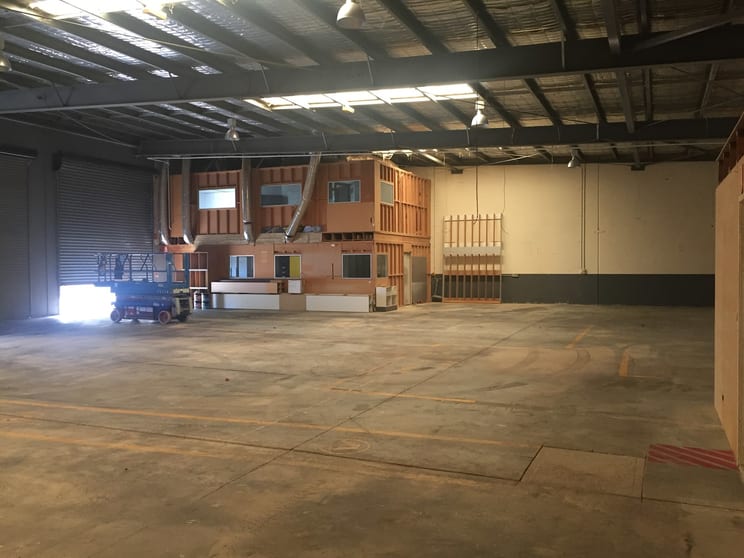 Click to view all images Molendinar QLD 4214 - Image 3