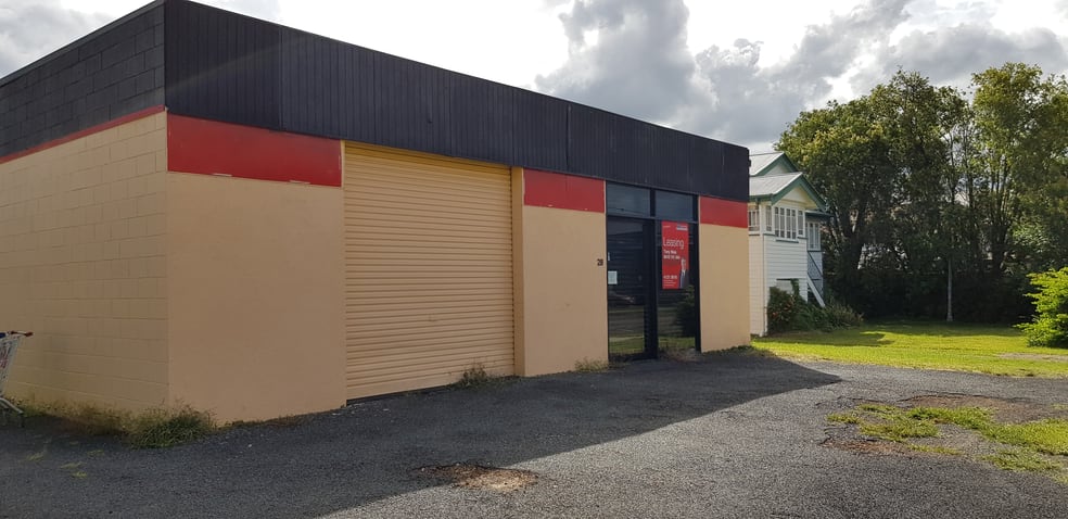 Click to view all images 28 Ellena Street Maryborough QLD 4650 - Image 2