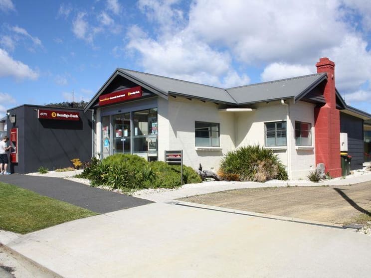 Click to view all images Suite 2/64 Burgess Street Bicheno TAS 7215 - Image 2