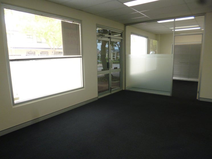 Click to view all images 11/189 Lakeside Drive Joondalup WA 6027 - Image 2