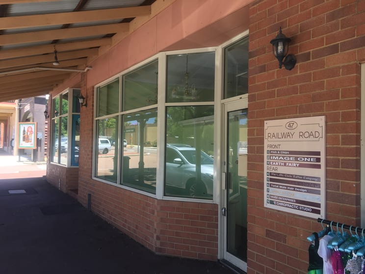 Click to view all images Unit 2/47 Railway Road Kalamunda WA 6076 - Image 2