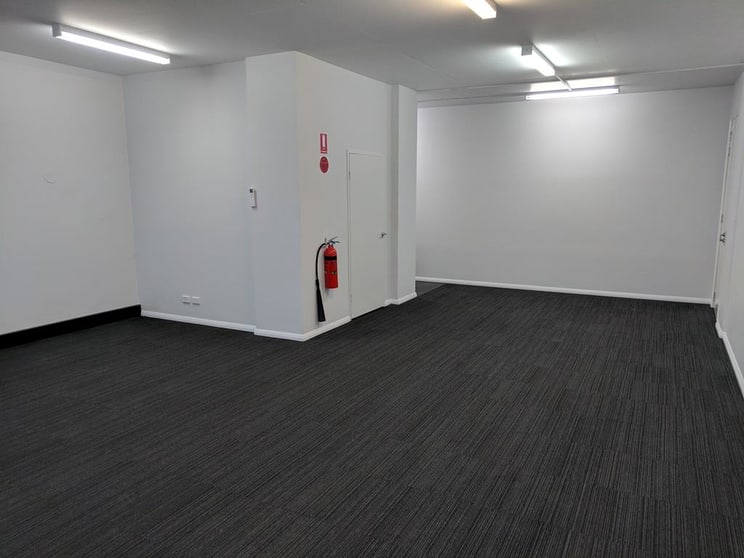 Click to view all images Prestons NSW 2170 - Image 3