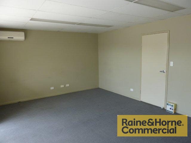 Click to view all images 1/3 Christine Place Capalaba QLD 4157 - Image 2