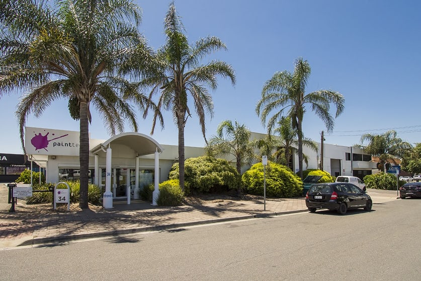 Click to view all images 34 Petrova Avenue Windsor Gardens SA 5087 - Image 2