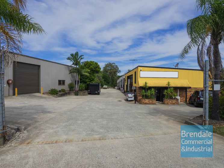 Click to view all images Lawnton QLD 4501 - Image 3