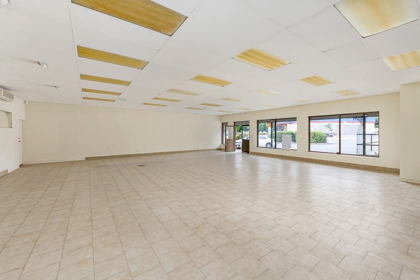 Click to view all images 4/46-48 Victoria Road Mount Barker SA 5251 - Image 3