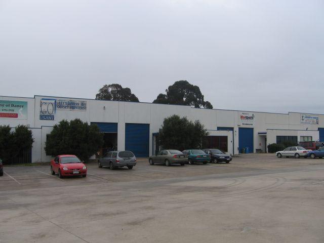 Click to view all images 5/200 Sladen Street Cranbourne VIC 3977 - Image 3