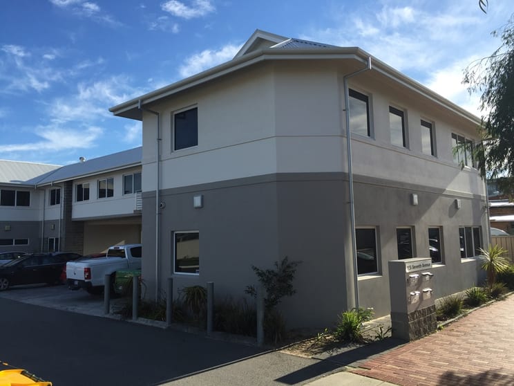 Click to view all images 2/165 Seventh Avenue Inglewood WA 6052 - Image 2