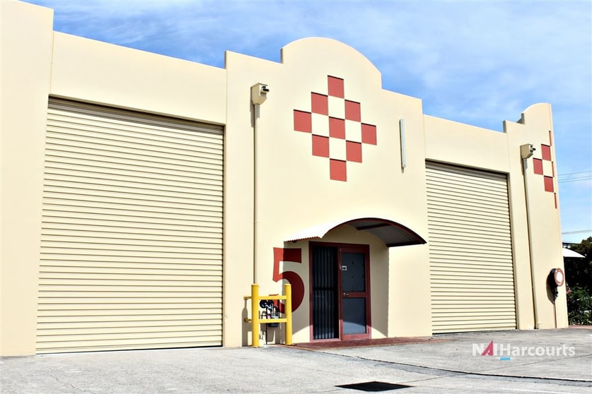 Click to view all images 5/17 Pinacle Street Brendale QLD 4500 - Image 3
