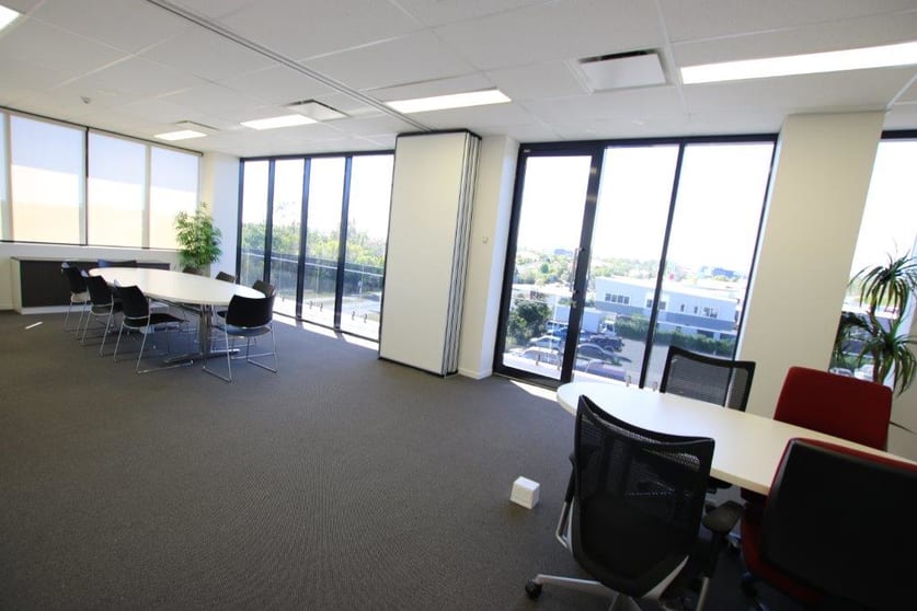 Click to view all images 237 Scottsdale Drive Robina QLD 4226 - Image 3