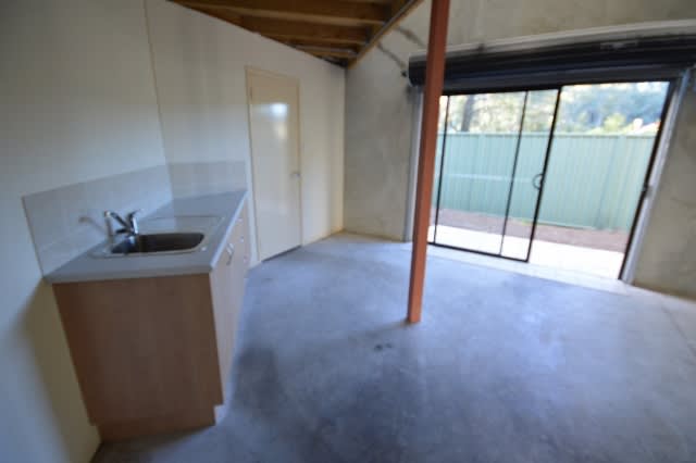 Click to view all images Burleigh Heads QLD 4220 - Image 3