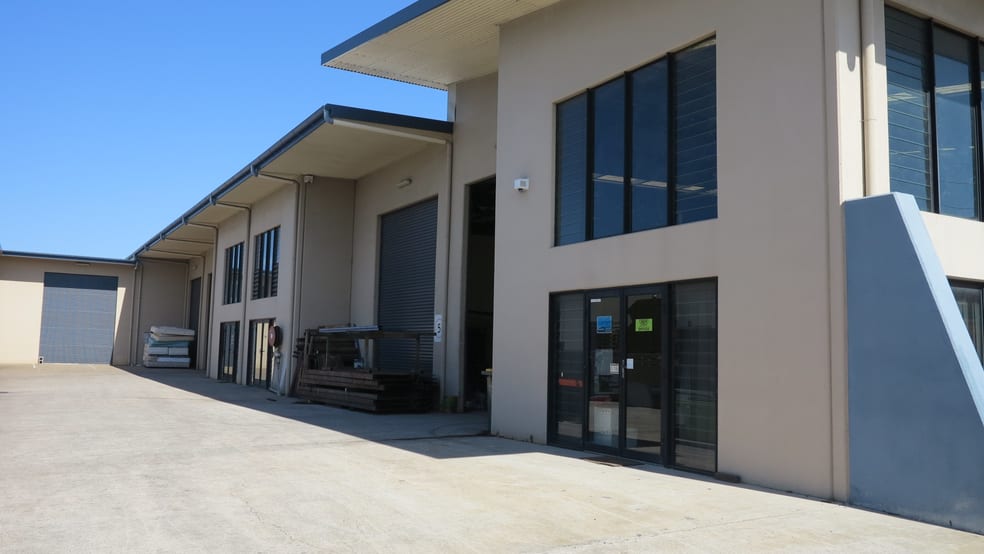 Click to view all images 1 & 2/8 Premier Circuit Warana QLD 4575 - Image 3